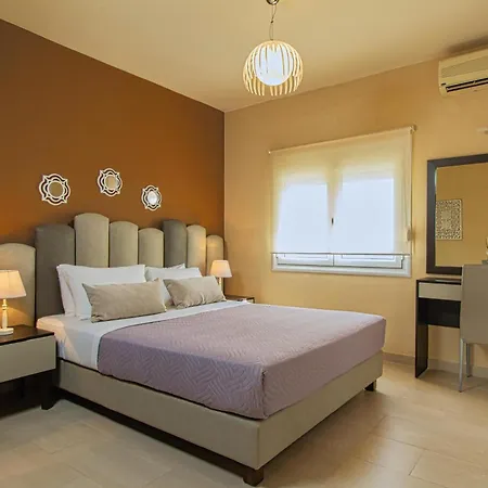 Villa Theo With Sea View