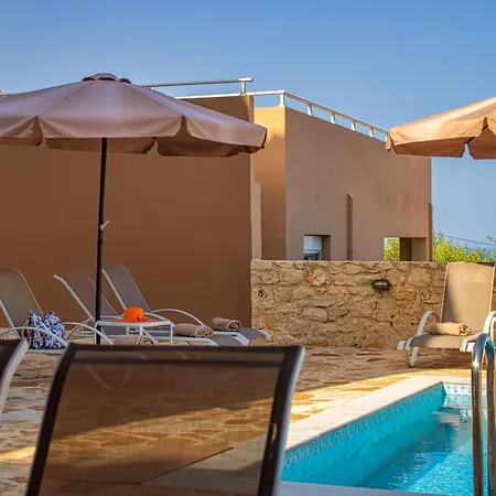 Villa Theo With Sea View